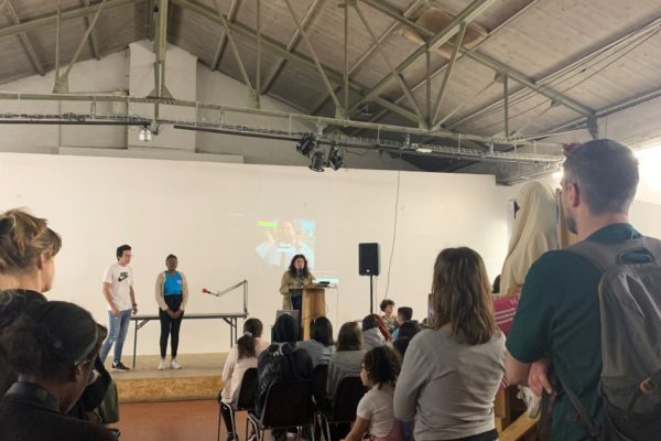 Image d'illustration d'un moment de prise de paroles et d'échanges