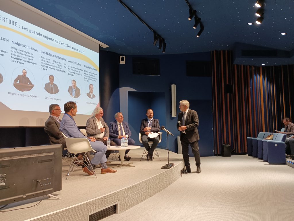 Présentation des grands enjeux de l'emploi associatif, lors de la Journée Régionale de l'Emploi Associatif du 24 mai 2023